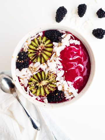 Beet Cherry Smoothie Bowl | The Kitchen Paper