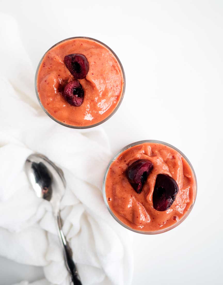 Cherry Maca Smoothie | The Kitchen Paper