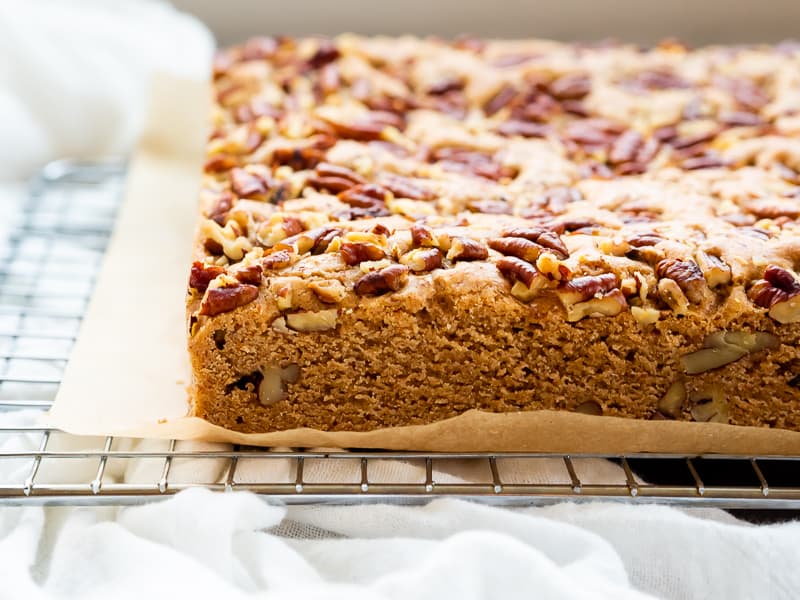 Cinnamon Pecan Bars | The Kitchen Paper