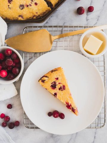 Cranberry Cornbread | The Kitchen Paper