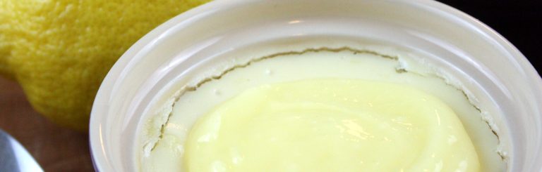 Mini Lemon Curd Cheesecakes + ANNOUNCEMENT!