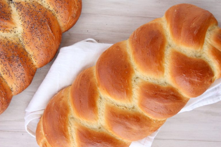 Challah Bread Recipe | thekitchenpaper.com