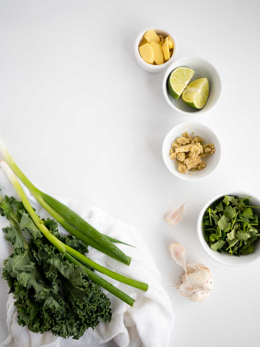 Lemongrass Chicken Kale Meatballs | thekitchenpaper.com