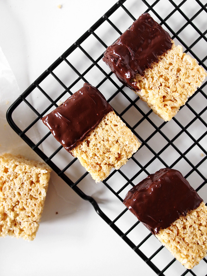 Chocolate-Dipped Sriracha Rice Krispie Treats | the kitchen paper