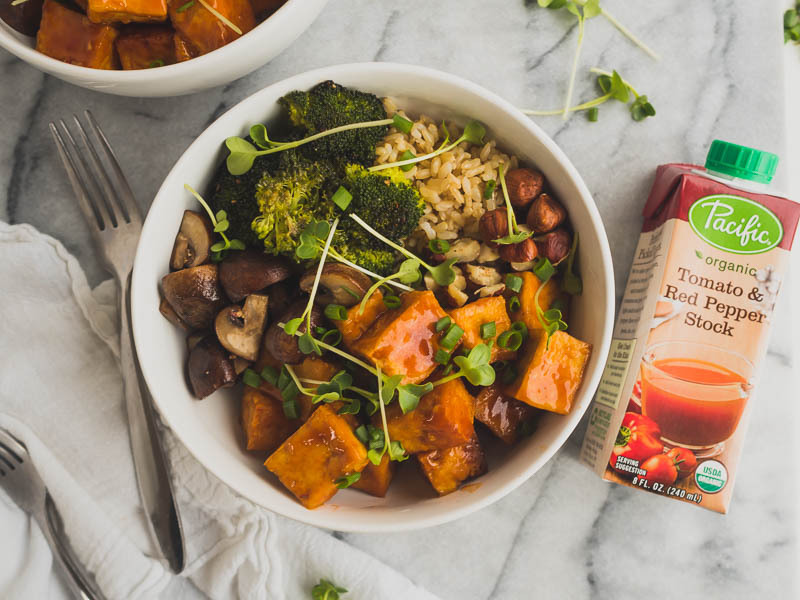 Vegan Red Pepper Tofu Bowl | The Kitchen Paper