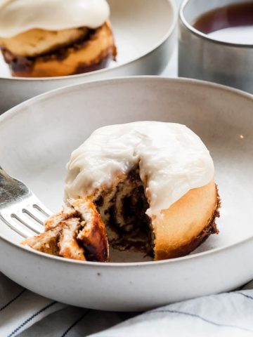 Vegan Small Batch Cinnamon Rolls | The Kitchen Paper